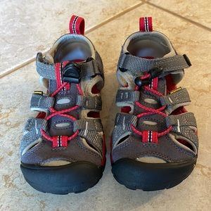 KEEN Seacamp 2 Closed Toe Shoes